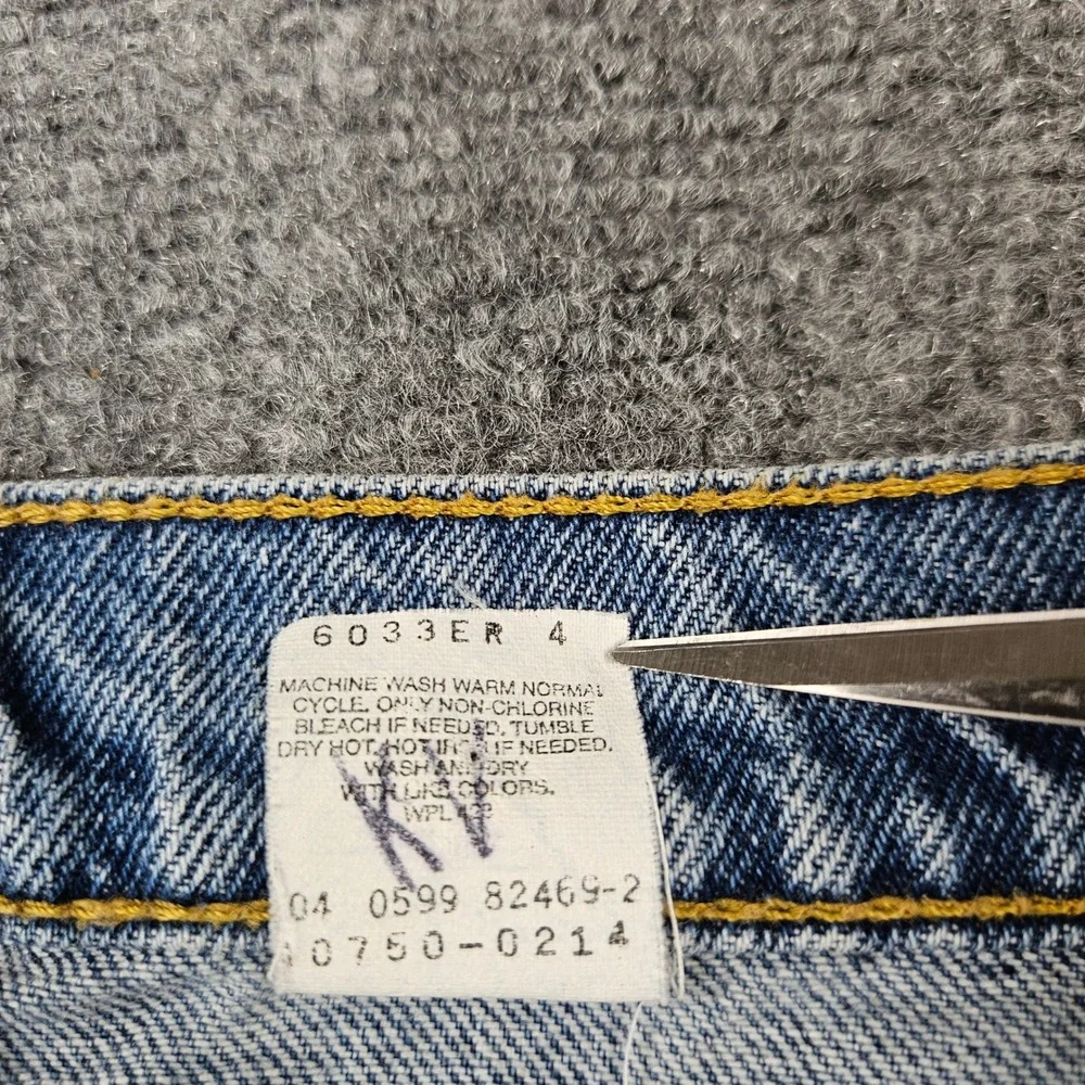 Vintage Levis 550 Student Relaxed Fit Jeans Light Wash Denim W27 L28 0599 Mexico